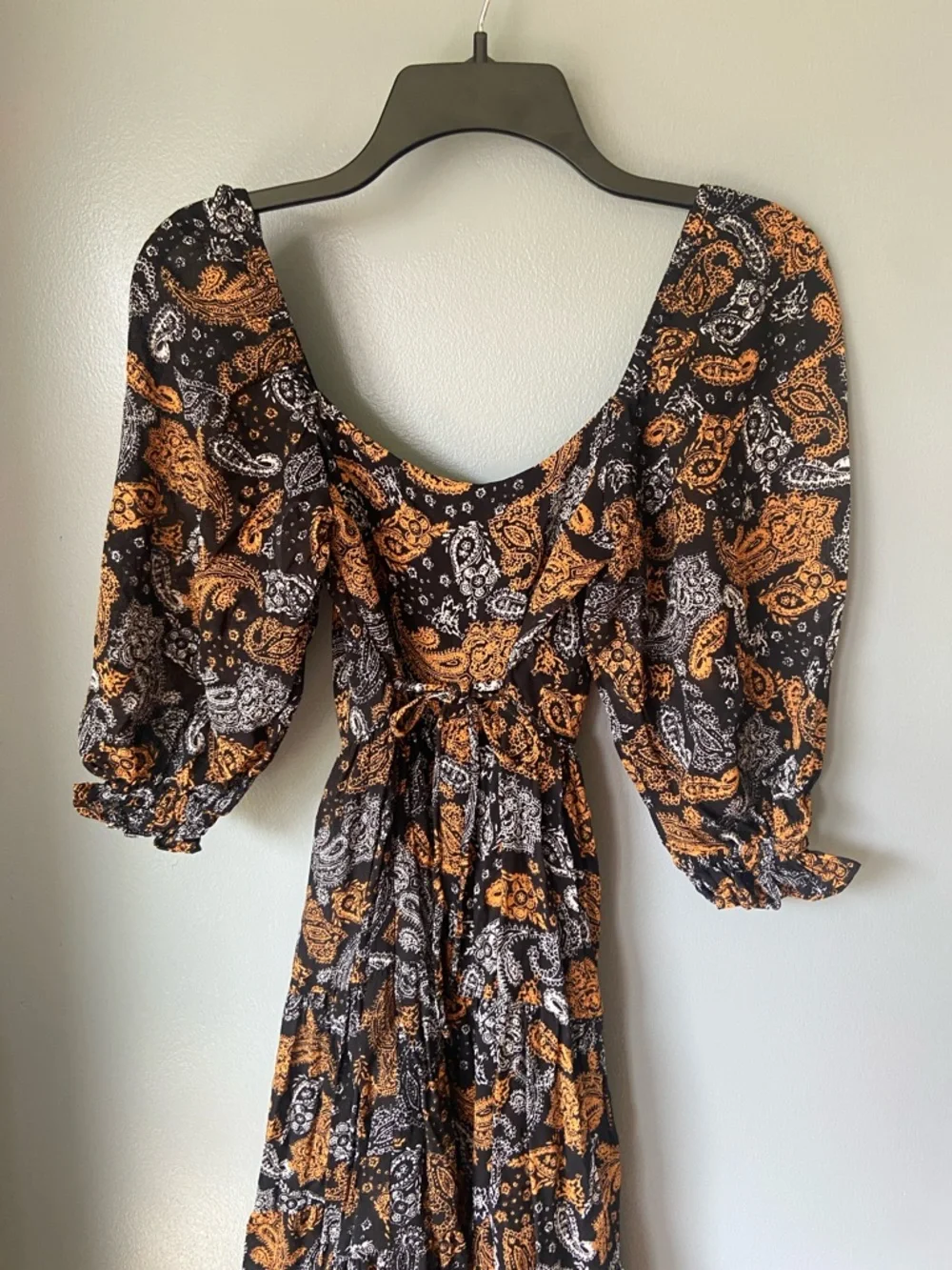 Faithfull the Brand Darsha Midi Dress in Ankara Paisley Print - Picture 8 of 8